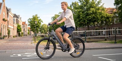 Slim Bezuinigen op Mobiliteit: Touroll J2 ST vs. J2 ST Pro — De Eerlijke Keuzegids